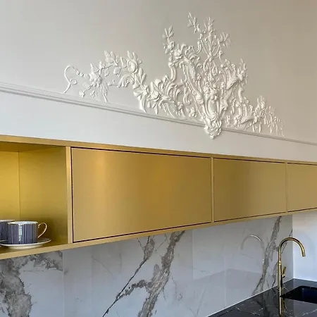 Glamour Apartment