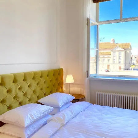 Apartment Glamour *